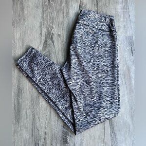 Hollister leggings, size medium